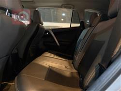 تۆیۆتا ڕاڤ 4